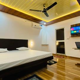 Hotel Royal Excellency inn: Satna şehrinde bir otel