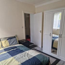 Andrea house, hotel in Thornton Heath