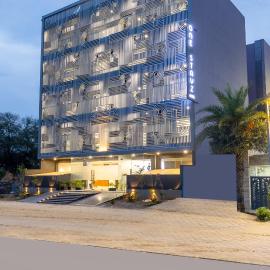One Stayz, sector 70A, Gurugram near Sohna Road、グルガオンのホテル