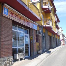 Viesnīca Hostal Sant Bernat pilsētā Olota