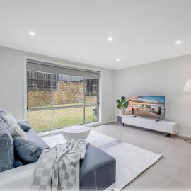 Renovated Cozy Family house - Wi-Fi, Parking, hotel Glenmore Park városában