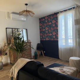 Appartement lumineux 4 personnes, Puy Mary โรงแรมในLe Monteil