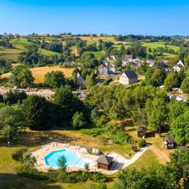 Camping de Tauves, Hotel in Tauves