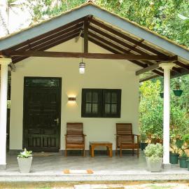 The Hollyoak - Vintage Charm with Modern Comforts, hotel in Denipitiya