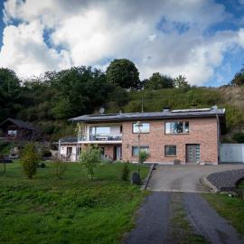 Fewo am Wingertsberg Glees Laacher See, Hotel in Glees