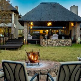 7th Hole Golf Lodge, hotel u gradu 'Modimolle'