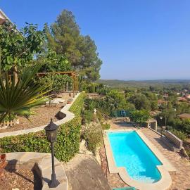 Vida Daurada, sunny oasis with private pool, Hotel in Vespella de Gaià 