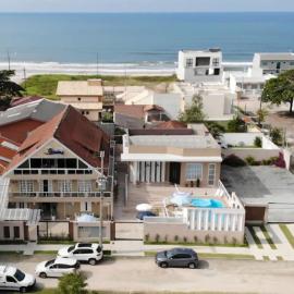 Pousada Solar das Ondas, hotel din Matinhos