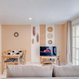 Le Soleil d'Afrique - T3 - Montluel, hôtel à Montluel