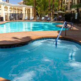 Club de Soleil All-Suite Resort، فندق في لاس فيغاس