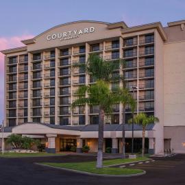 Courtyard by Marriott Los Angeles Pasadena/Monrovia, hotel sa Monrovia