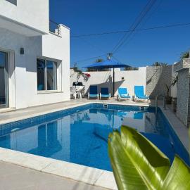 Villa Aline Lagune Djerba, hotel a Midoun
