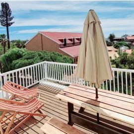 8 Eden Villa