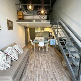 RentUp - Luminoso duplex en La Boca para 3 personas