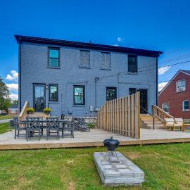3 Mi to Dtwn: Updated Home w/ Hot Tub in Lexington, hotelli kohteessa Lexington