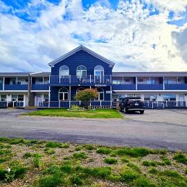 Laurie's Inn, hotell i Chéticamp