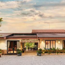 Villa Valley De Mango Hue, hotel in Thôn Châu Chữ