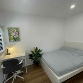 Oakleigh South Charm