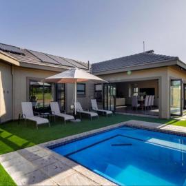 Tenkudu Bush Lodge, hotel in Hammanskraal