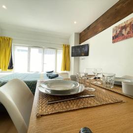 Cocoon Apartment Massy M10 proche Orly, готель у місті Массі