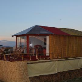 Uros House Lodge Perú