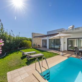 Villa Jump Jibe