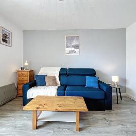Le Zénith - Studio - cabine - Centre - Parking, hotel in Font-Romeu-Odeillo-Via