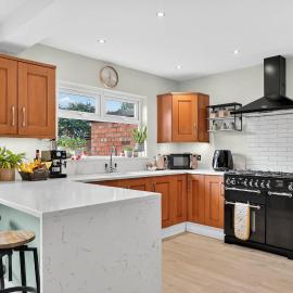 Central Belfast Apartments - Rosetta Residence