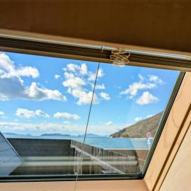 Tiny House ZEN 倉橋島، فندق في كورشي