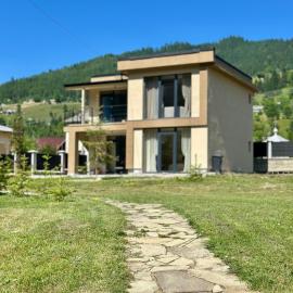 KalyNove апартаменти, hotel in Verkhniy Yasenov