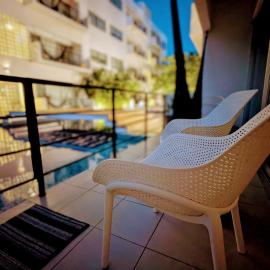Adults Only Condo Close to the Beach, hotel a Acapulco