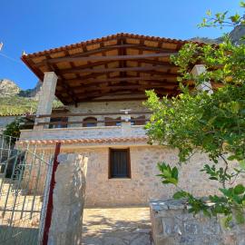 Red Rock & Sea House
