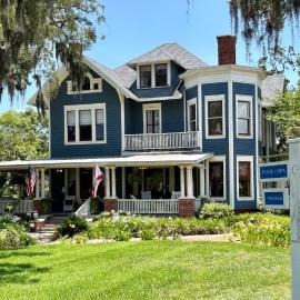 Hoyt House Luxury Bed & Breakfast، فندق في فرناندينا بيتش
