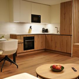 Aparthotel Iris - inklusive Wildschönau Premium Card, хотел в Ауфах