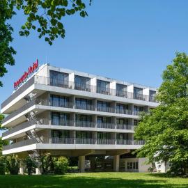 Leonardo Hotel Hannover: Hannover şehrinde bir otel