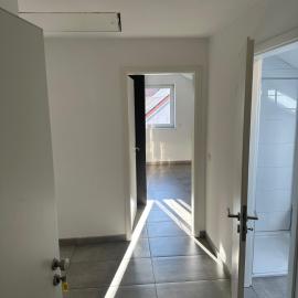 3 Zimmer Wohnung mit Balkon und Parkplatz
