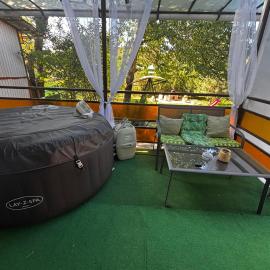 Aquatherm House Zsóry, hotel in Szihalom