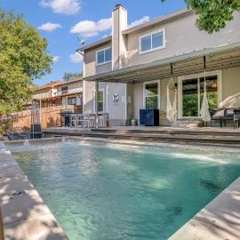 Quiet Family Friendly Getaway - Pool, 2 King Beds