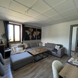 Lake view apartment, hotel i Maxilly-sur-Léman