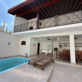 Casa Ampla em Americana - com Piscina Ar condic Churrasqueira Wifi, hotel in Americana