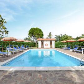 Cozy Apartment In Castiglione Del Lago