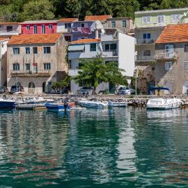 Apartments by the sea Drasnice, Makarska - 24869，德拉辛歇的飯店