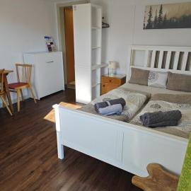 Idyllische kleine Ferienwohnung im Schwarzwald, viešbutis mieste Frydenveileris