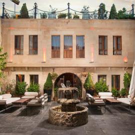 Aja Cappadocia Cave Hotel-Special Class, хотел в Юргюп