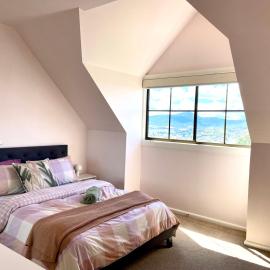 Home in Moonah with beautiful view, hotel u gradu Moonah