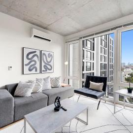 Brand New 4BR Apartment in Heart of Chicago