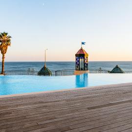 Britania Luxury, hotel v mestu Parede