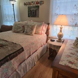 2066 Hawkins Mill Road, hotel in Lynchburg