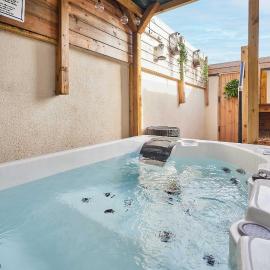 Host & Stay - Salt Rock Retreat