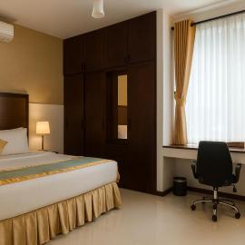 Unique Towers Luxury Boutique Suites, hotel di Colombo